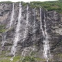 typisch für Norwegen - Wasserfälle satt